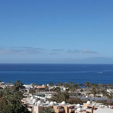 Sea Breeze In Playa De Americas With Parking Apartament Playa de las Americas (Tenerife)